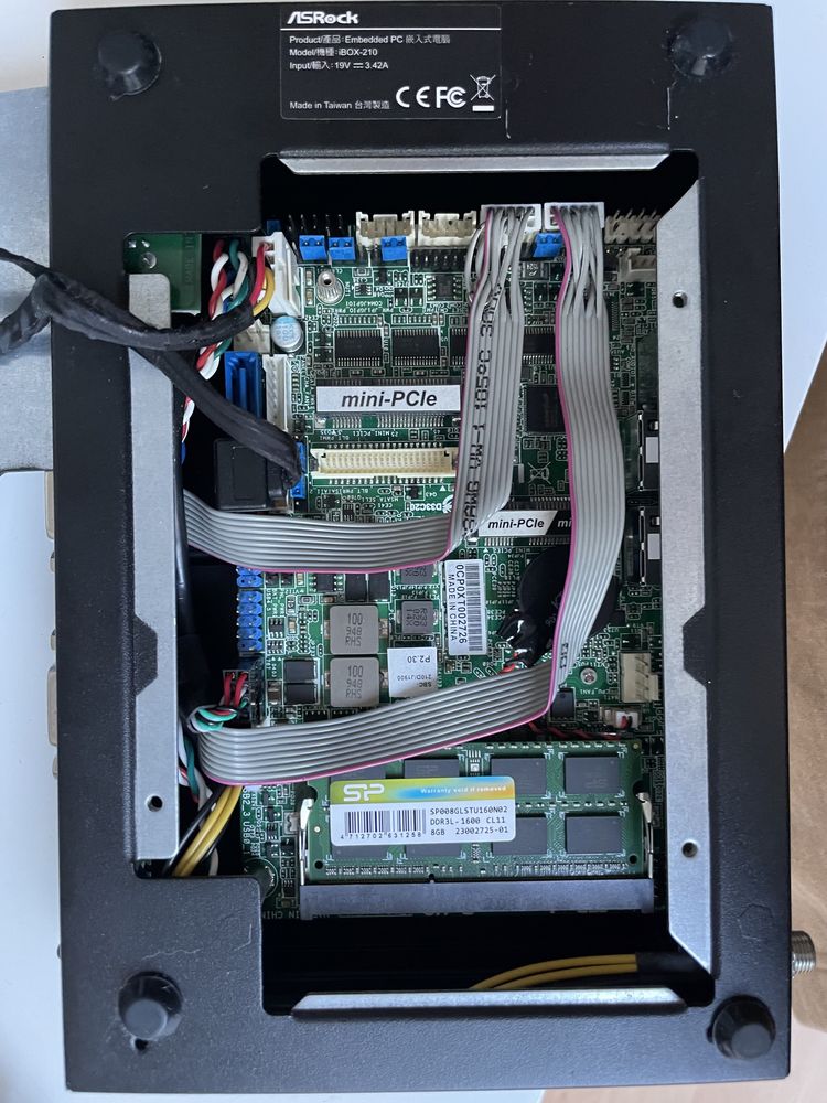 MiniPC - Intel Celeron J1900/8GB/64GB SSD