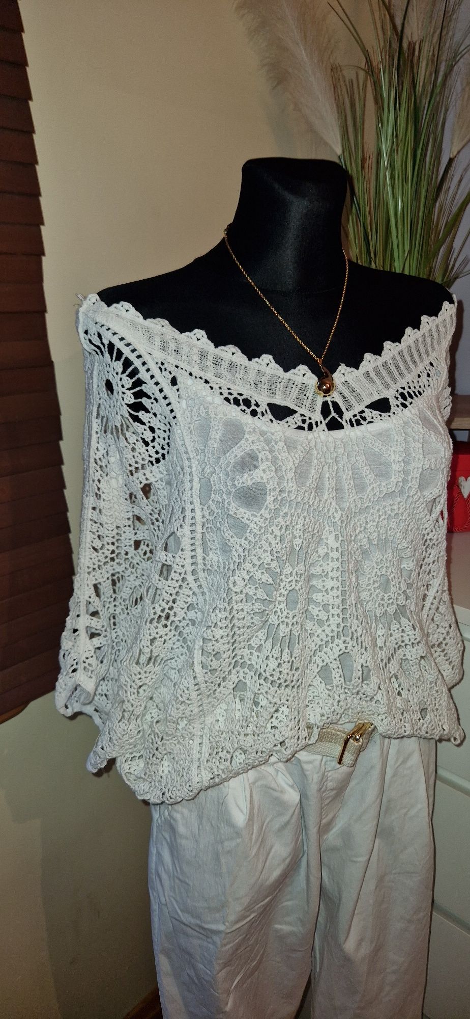 Bluzka ażurek boho