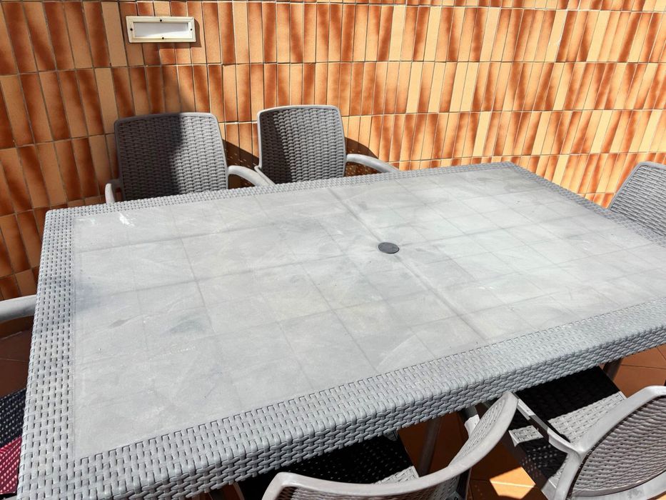 Conjunto de exterior mesa + cadeiras