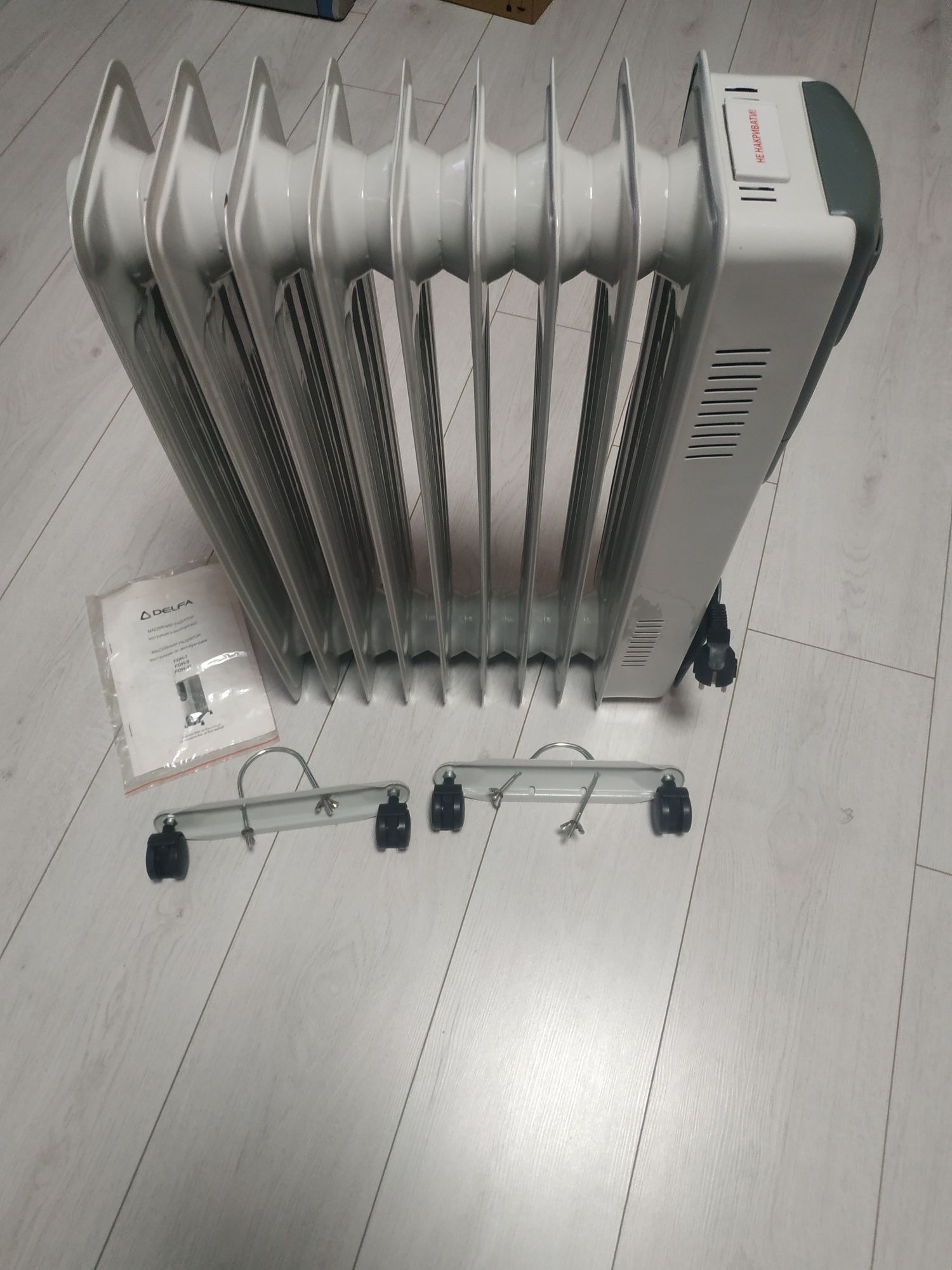 Масляный обогреватель Delfa FOH-9