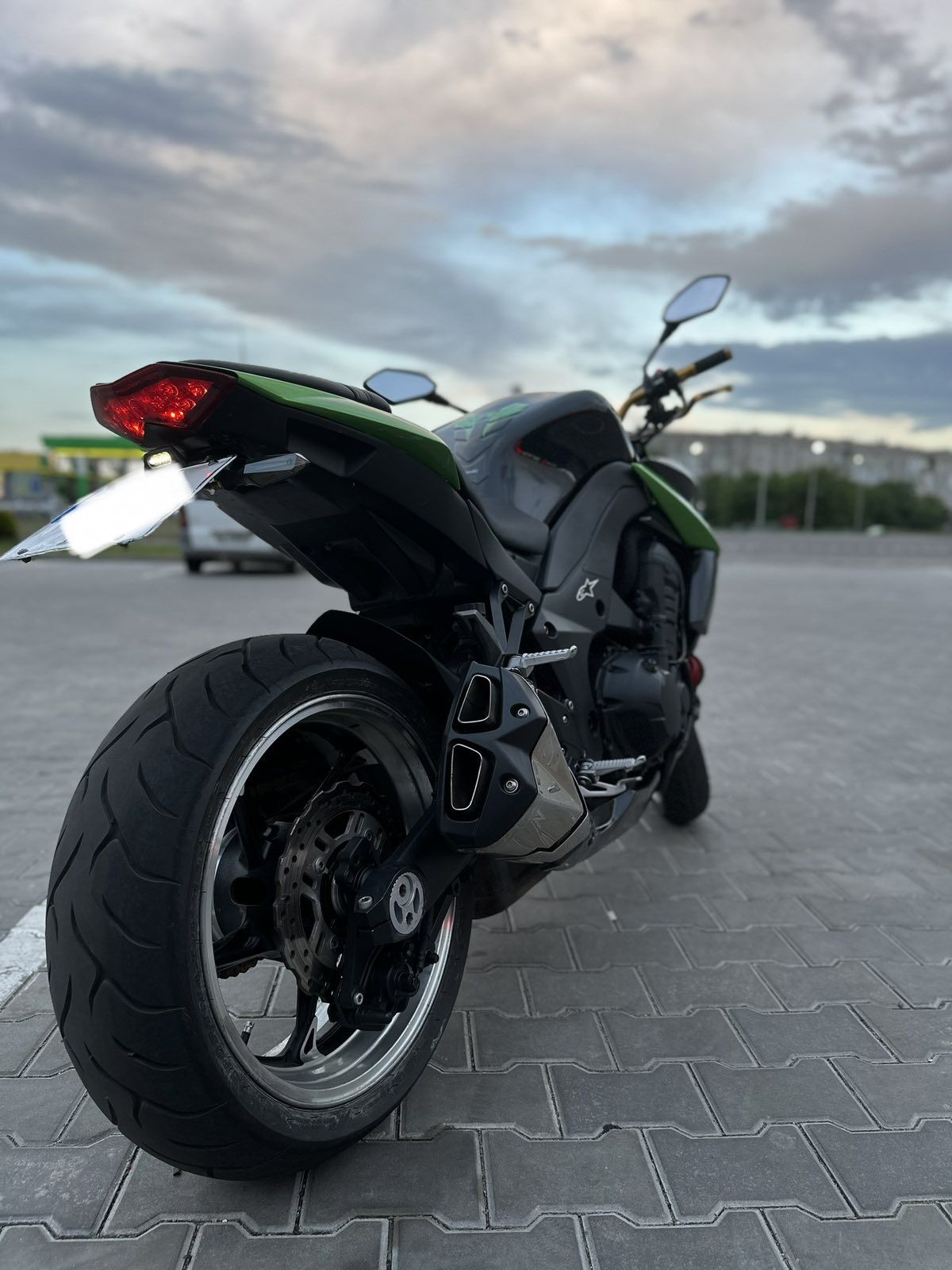 Продам Kawasaki 1000