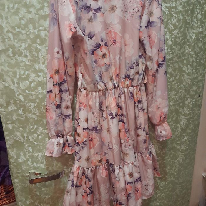 Платья для девочки 9-11лет б/у