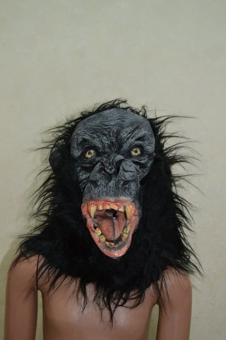 Продам маску для хеллоуина на взрослого