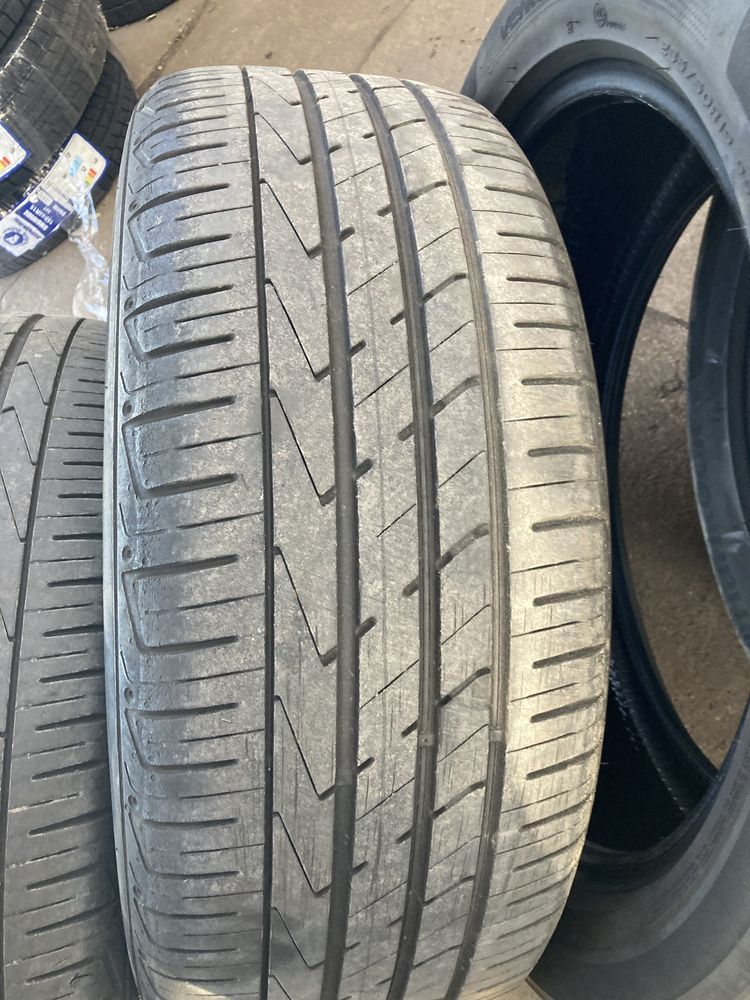 Opony letnie HANKOOK VENTUS S1evo2 SUV  235/50R19 99 V