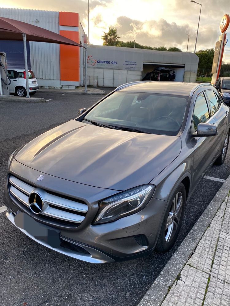 Mercedes GLA 200