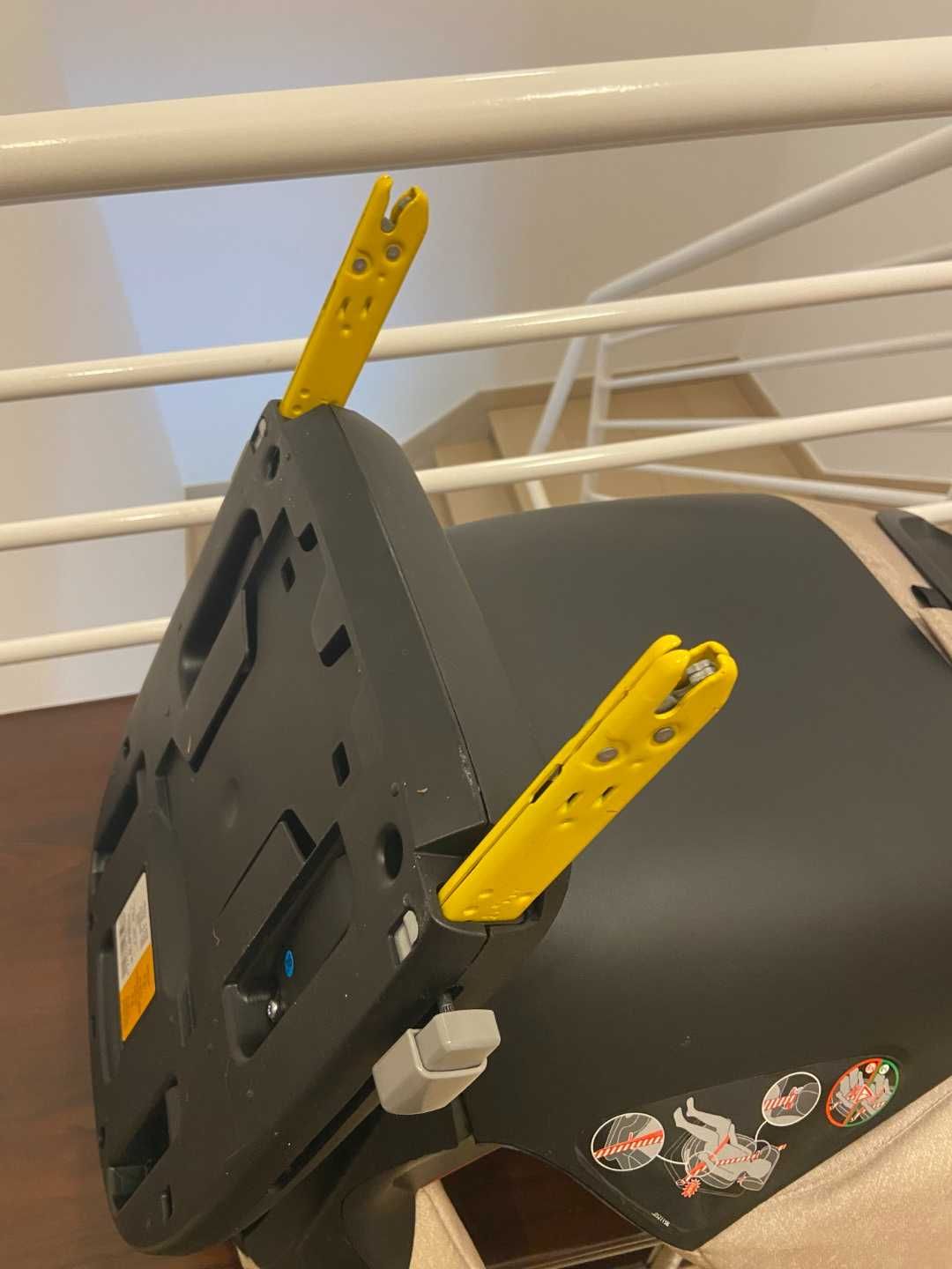 Cadeira auto Maxi Cosi Rodifix com isofix