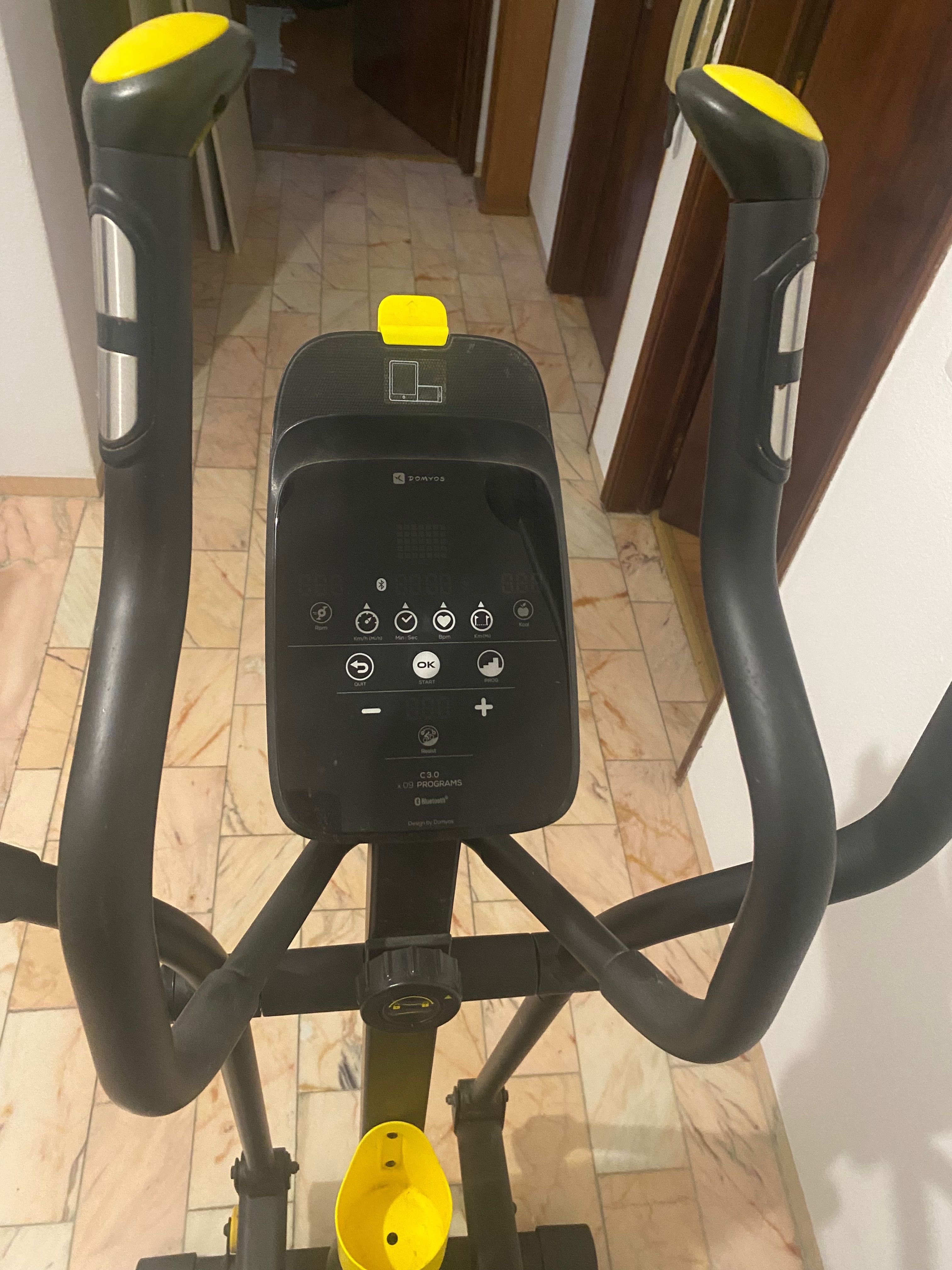 Eliptica Domyos 520 - como nova