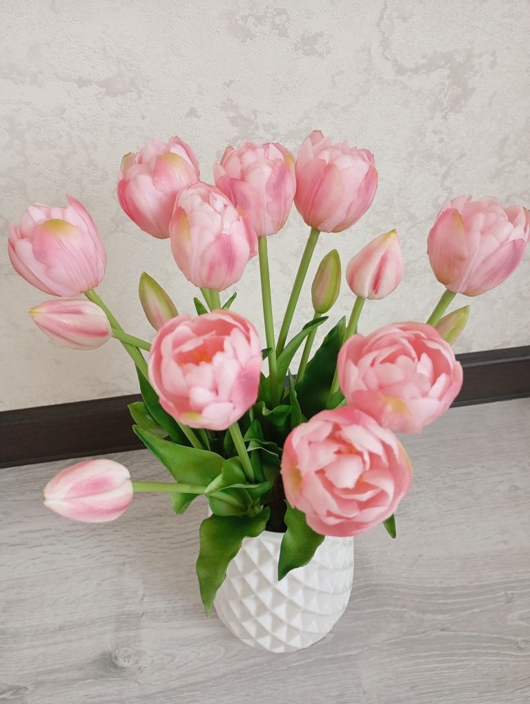 Піоновидні гелеві тюльпани (Польща),5 штук в букеті