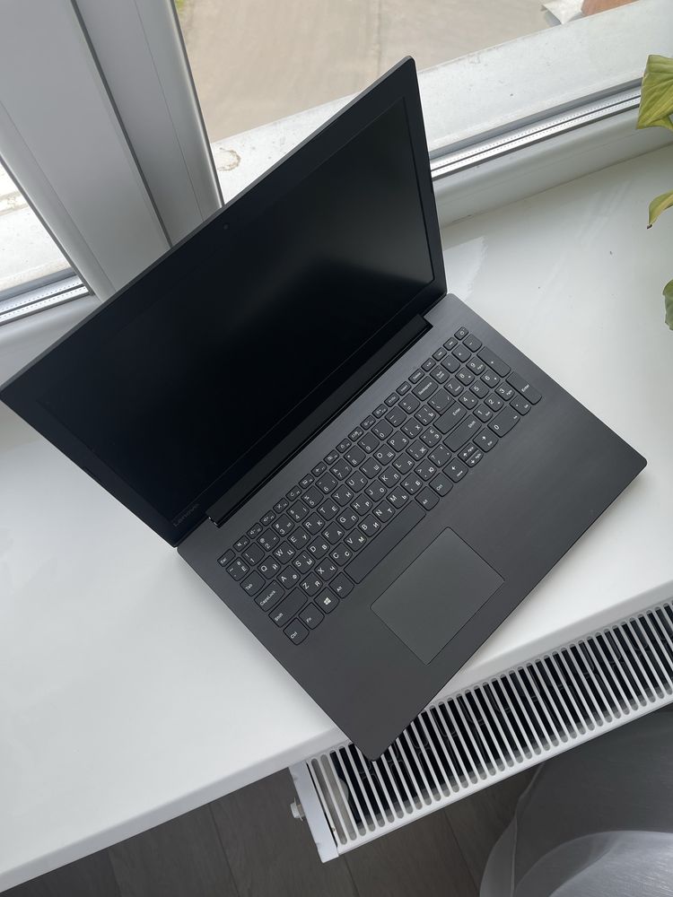 Ноутбук Lenovo IdeaPad 330-15AST