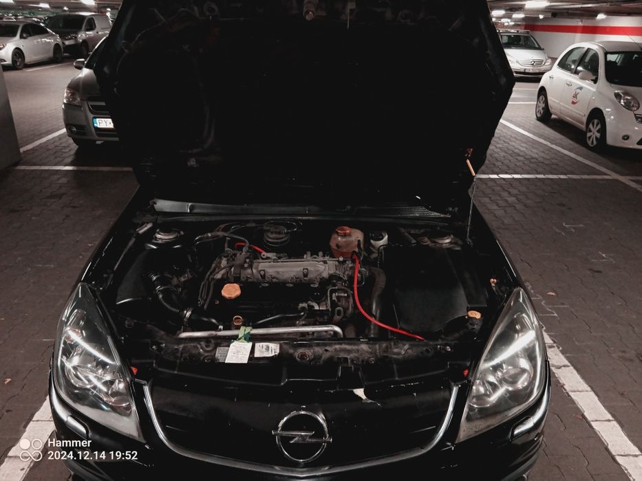 Opel Signum Cosmo 2008 dużo nowych części