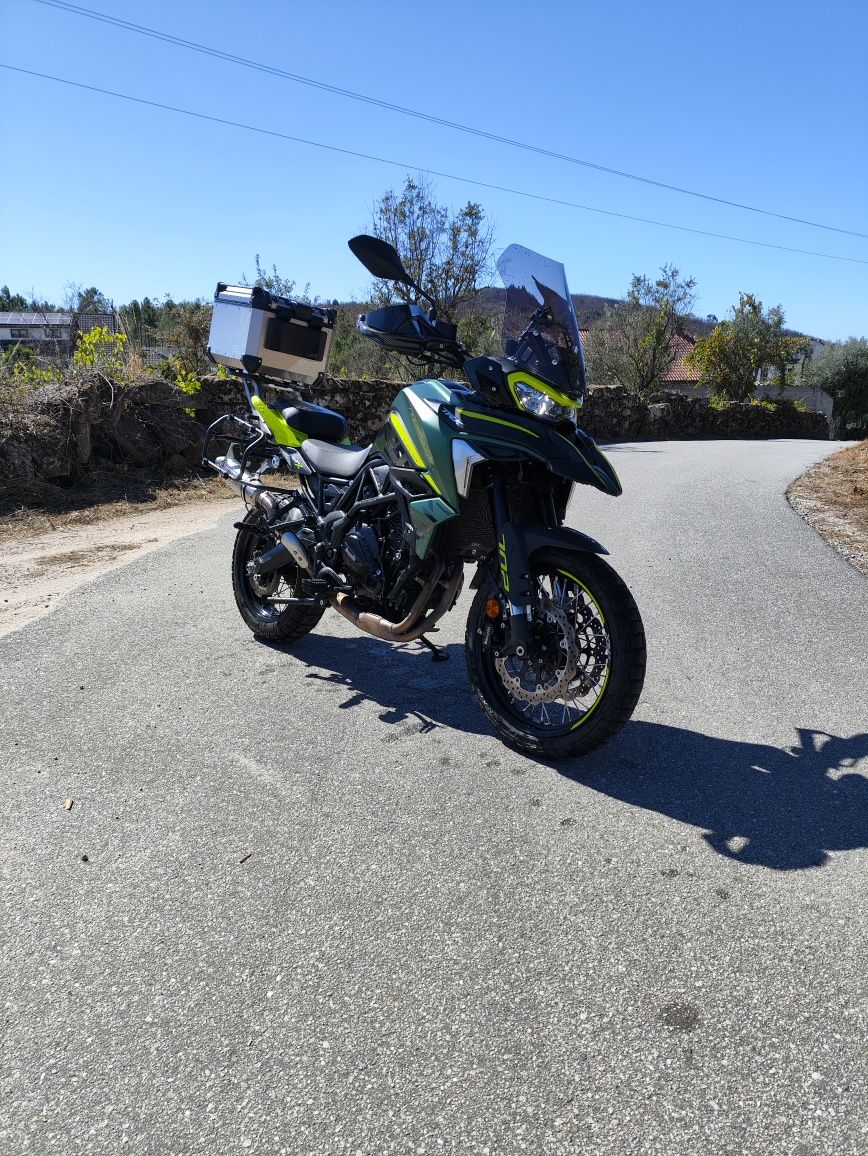 Benelli TRK 702X