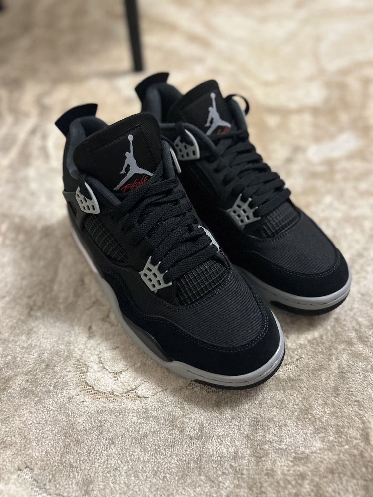 Air Jordan 4 Black canvas