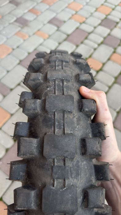 Резина cst  мото