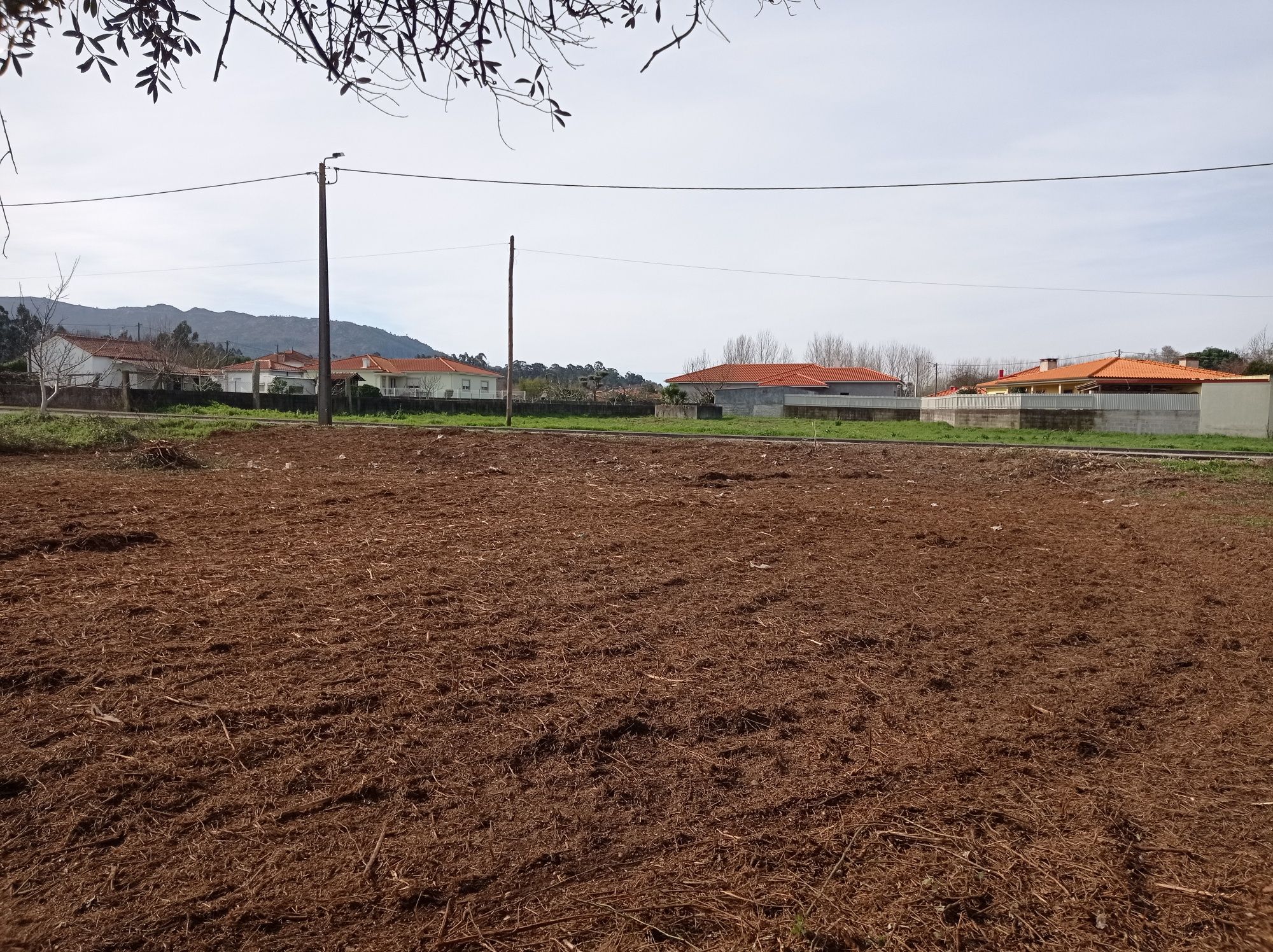 Lote terreno  junto rio Minho em  V.N.Cerveira