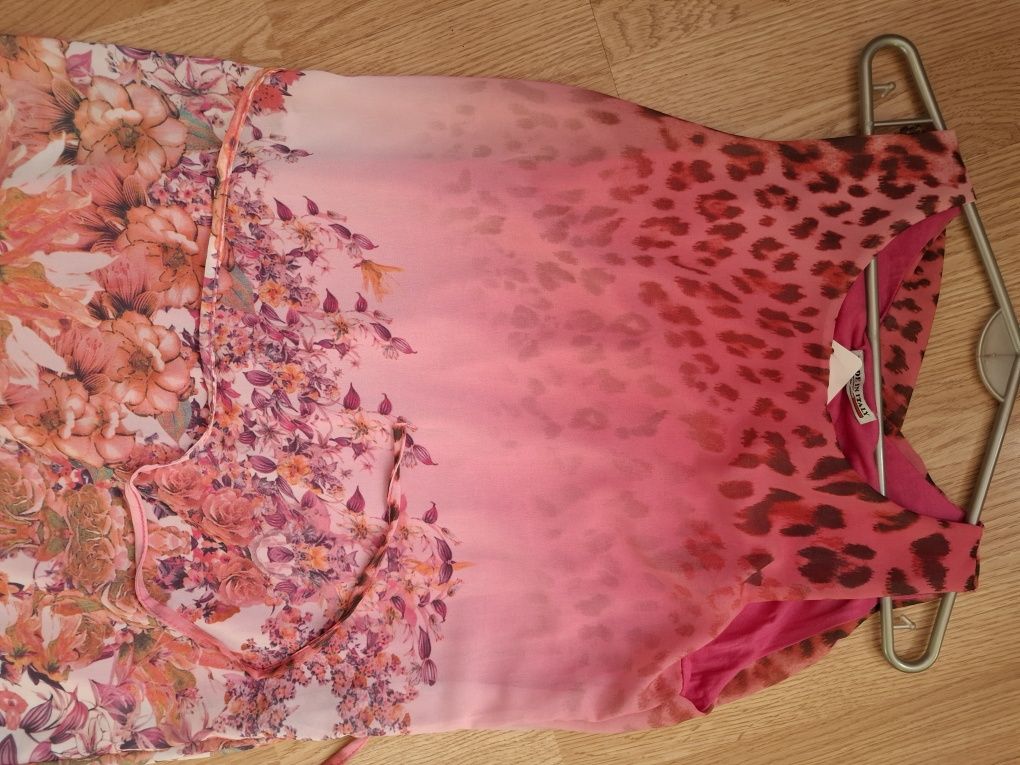 Sukienka Maxi w kwiaty wielobarwna do 96 biust sprzedam