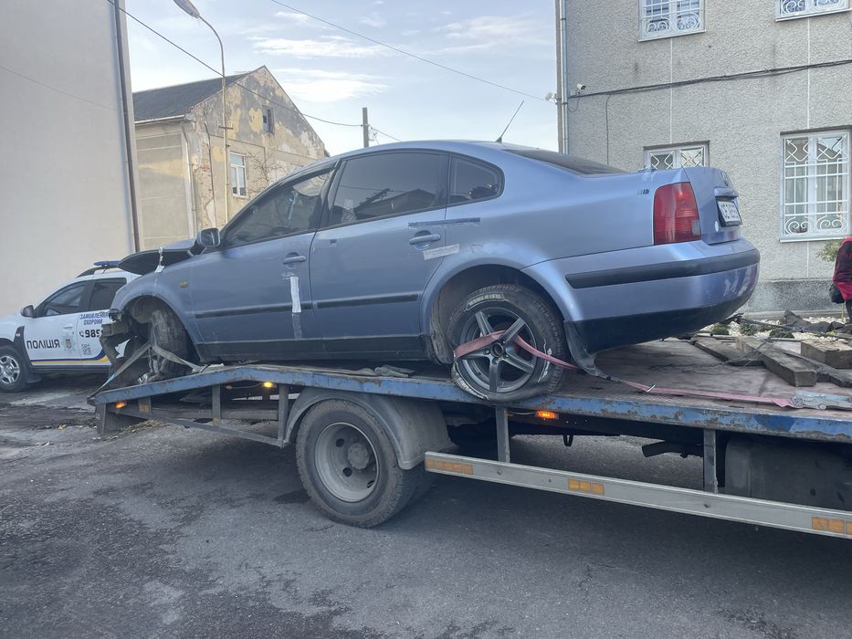 Продам пасат б 5 можна по запчастинах можна цілим