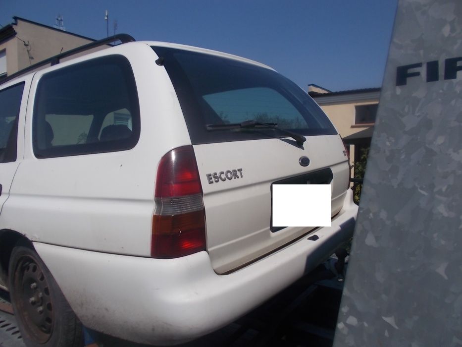 ford escort 1.8td przeznaczony na części mk7 kombi biały na części