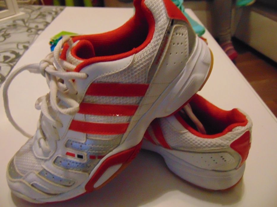 Buty Adidas biało-czerwone