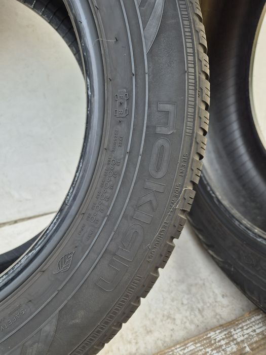 Шини 235/55/17, Nokian  (448)