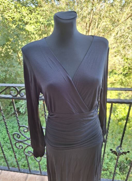 Czarna sukienka midi długi rękaw 97 % wiskoza Bravissimo rozmiar L 40