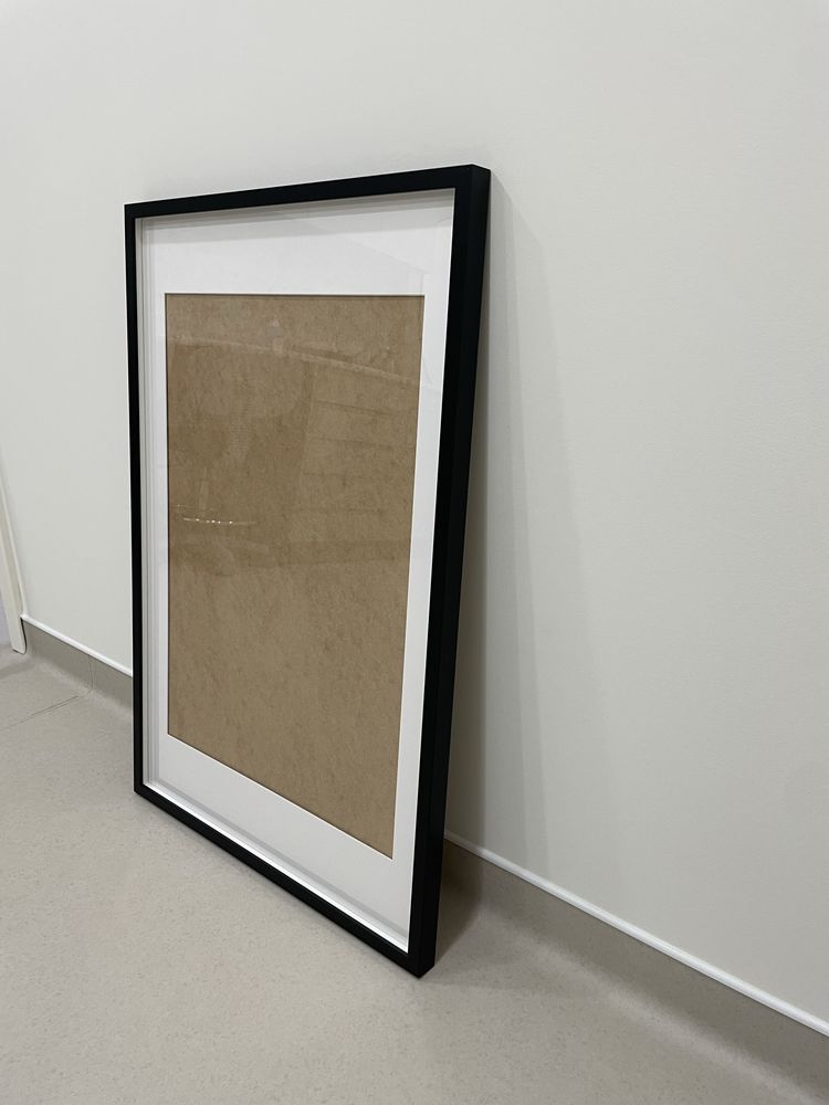 Moldura Preta RÖDALM 61x91cm