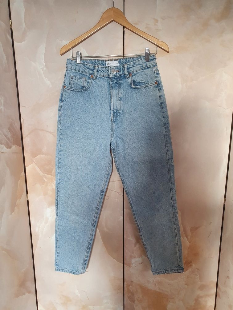 Damskie spodnie jeansowe ZARA w rozmiarze 38