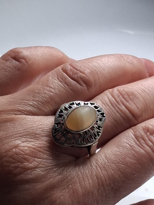 Warmet pierścionek z agatem.