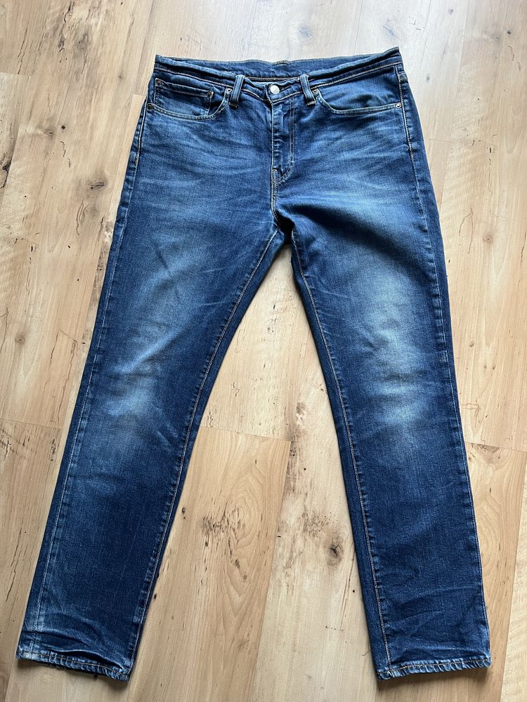 Levis  511 34/32  (pas 90 cm)