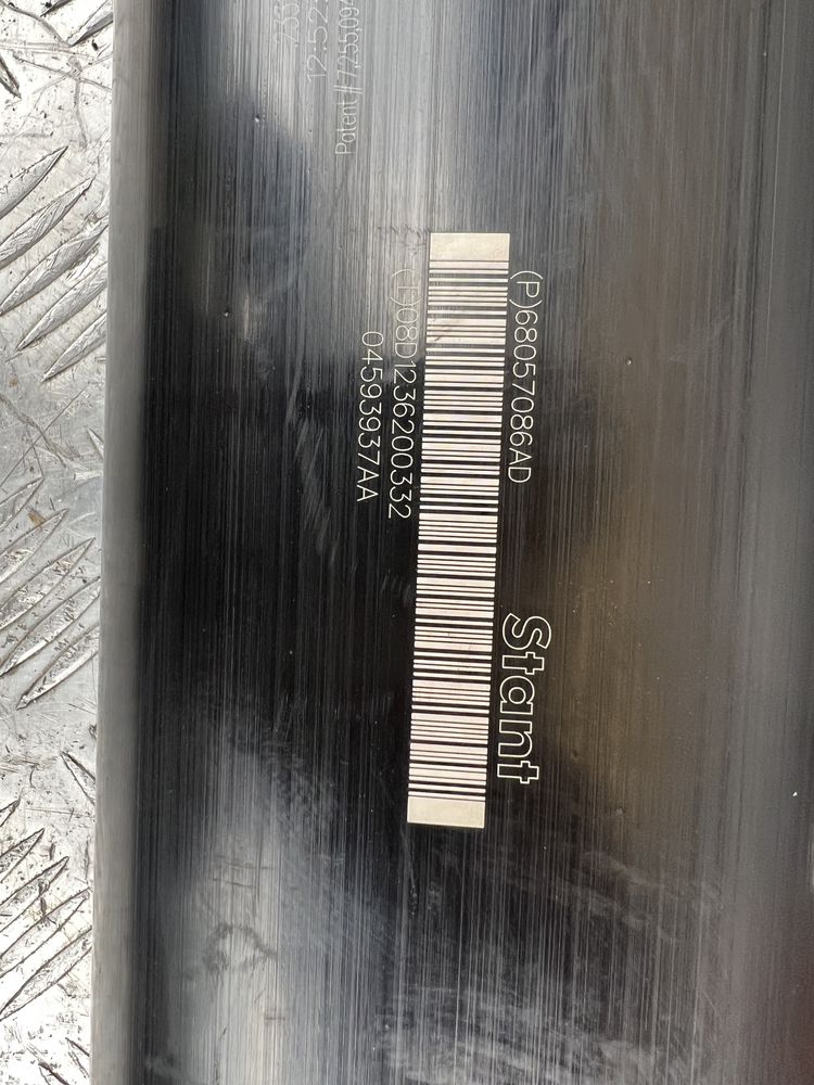 Chrysler 300c 2011 2015 угольный фильтр P68057086AD