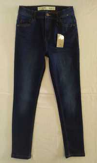 Spodnie jeansowe 10-11 lat 146cm
