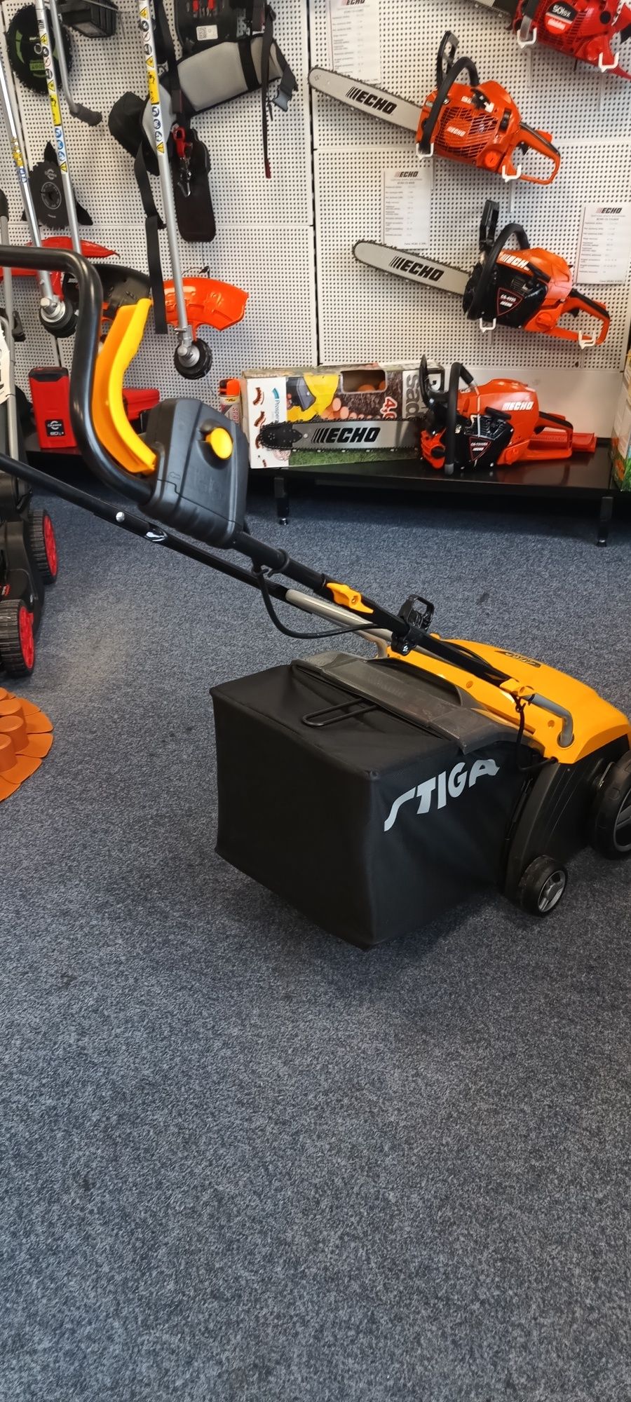 Elektryczny aerator i wertykulator 2w1 Stiga SV 213e. Rob24.pl
