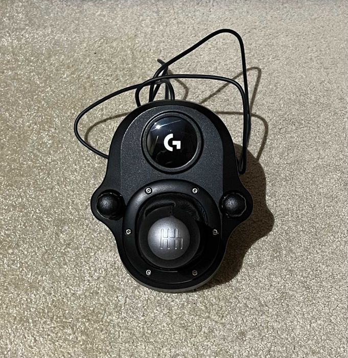Logitech G29(Volante e pedais) + Shifter - Como Novo