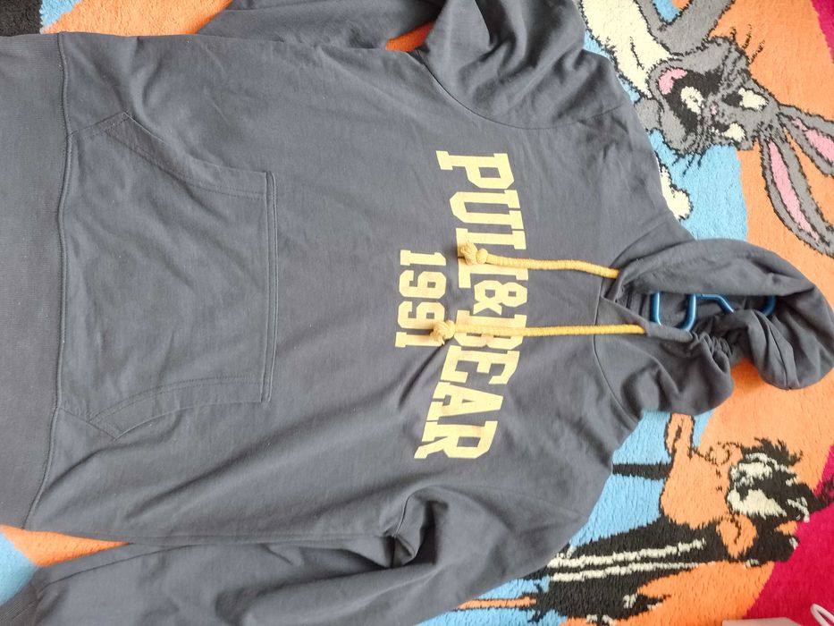 Bluza Pull&Bear z kapturem