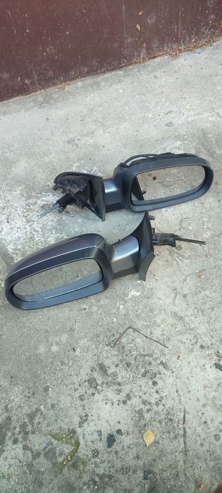 Продам дзеркала Opel Corsa C