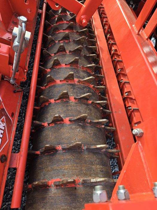 Agregat uprawowo-siewny talerzowy KUHN COMBILINER INTEGRA G II 3m "