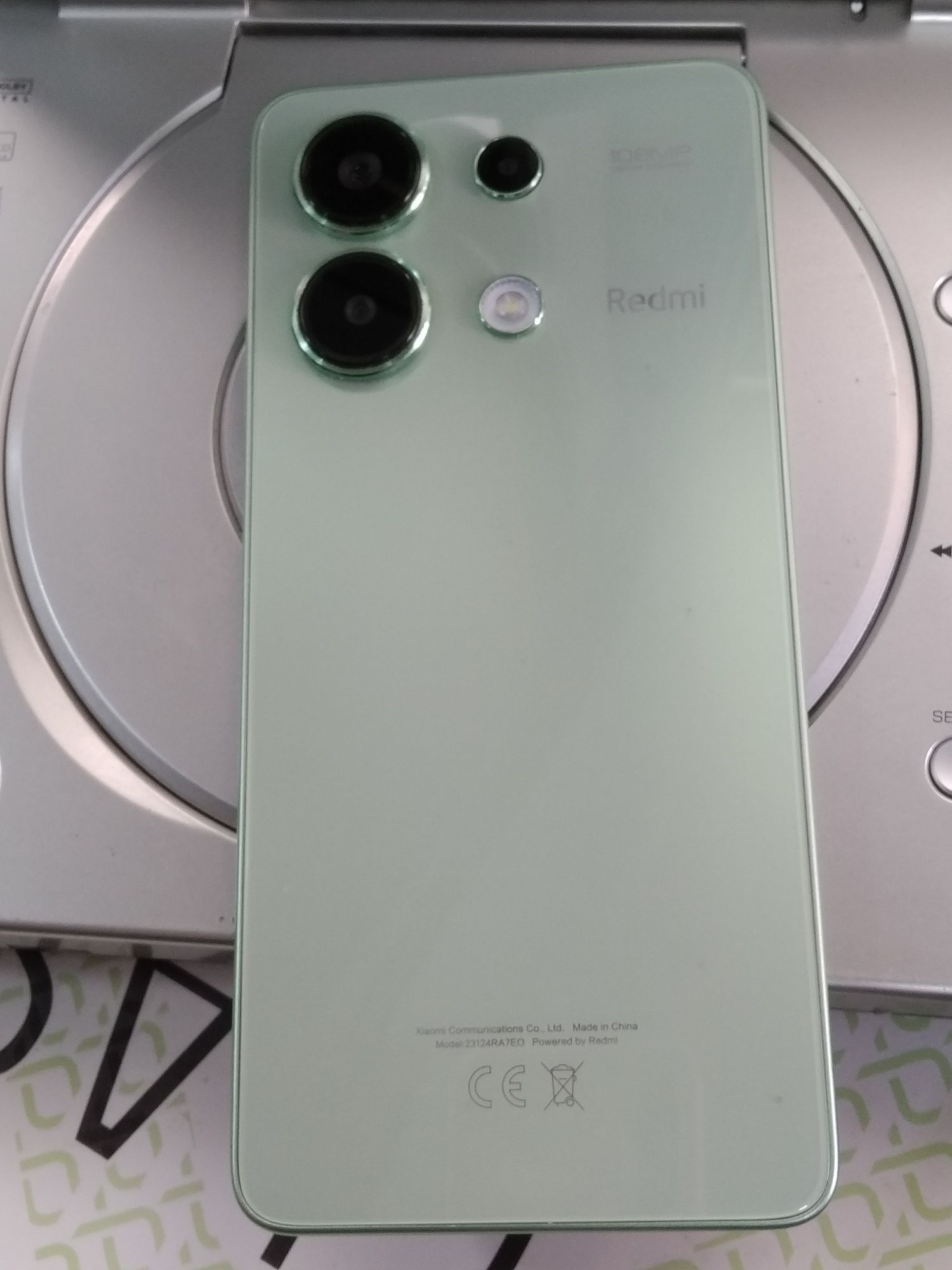 Телефон Xiaomi Redmi Note 13 (6+2/128Gb)Realme