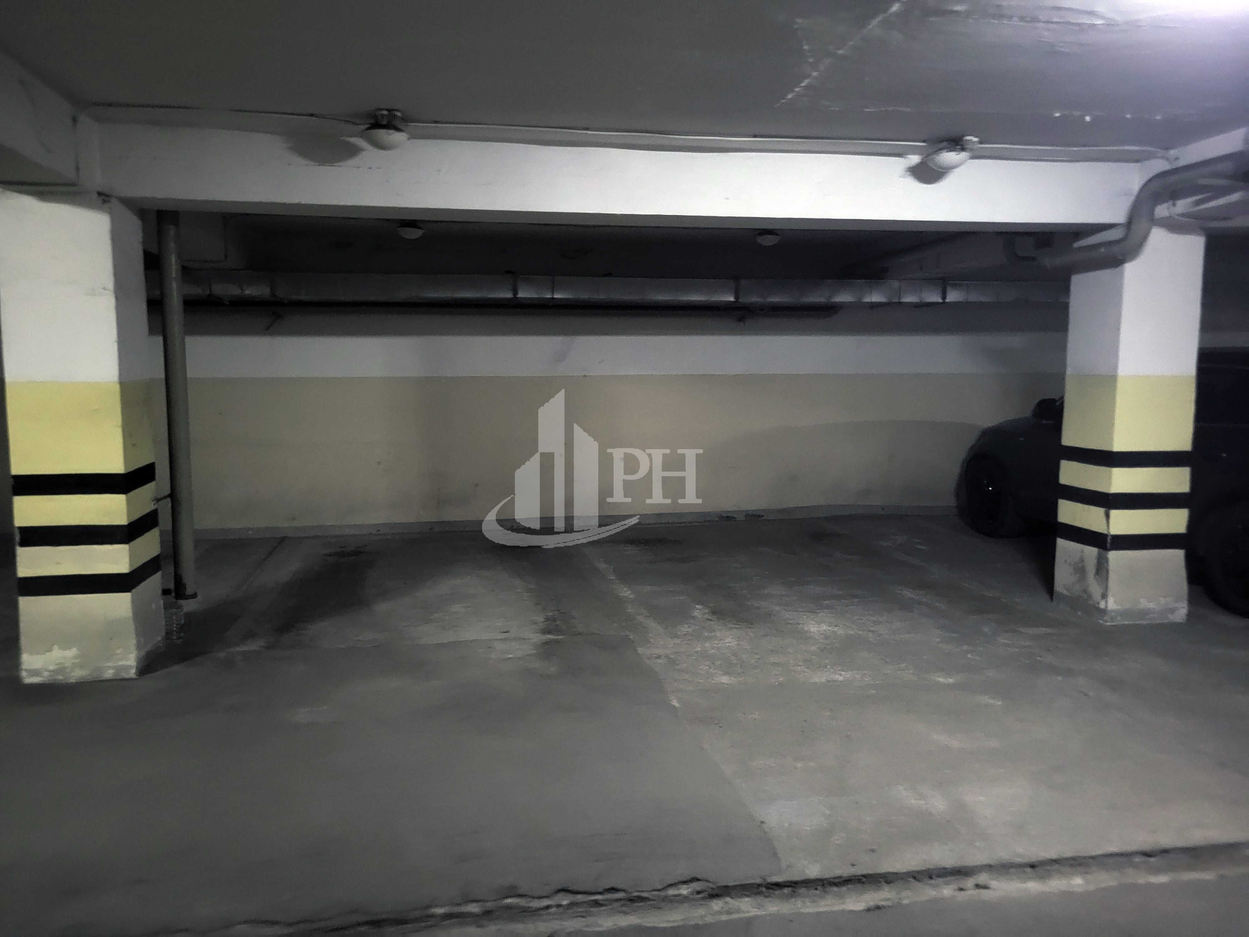 Без %. Продаж паркінгу в ЖК Митець, вул. Євгена Коновальця 32Б, центр