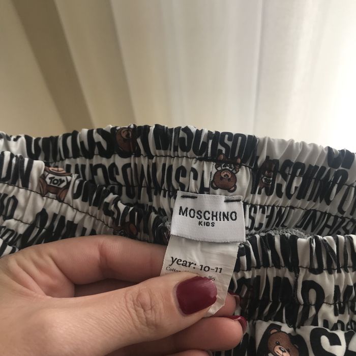 Calções Moschino 10 anos