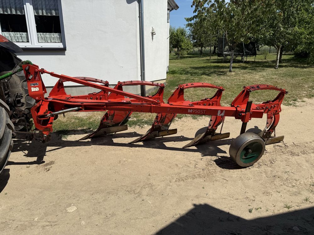 Pług 4 skibowy Farmer3S