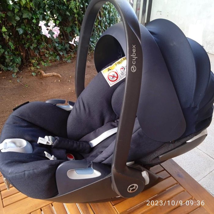 Ovo CYBEX cadeira Grupo 0+ com oferta de acessórios.