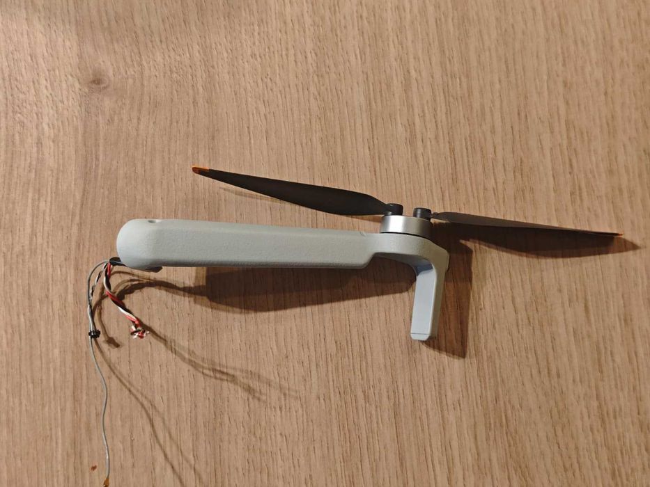 DJI Mini 3 ramię prawe przednie prawy przód + śmigiełka naprawa