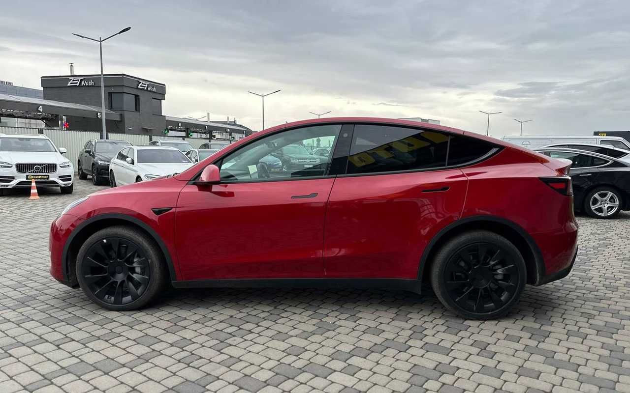 Tesla Model Y 2022