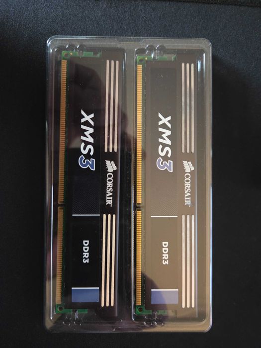 Memória RAM Corsair XMS3 8GB (2x4GB) DDR3-1600MHz