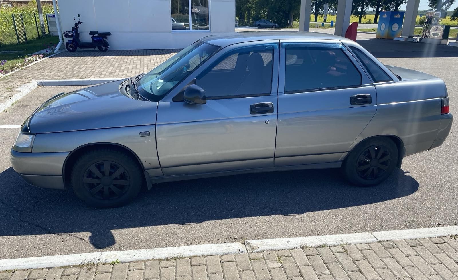 Продам автомобіль ВАЗ 2110