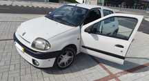 Renault Clio II em bom estado