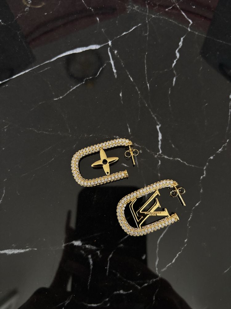 Nowe złote kolczyki Louis Vuitton LV stal