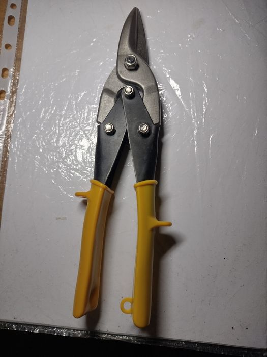 Ножиці по металу