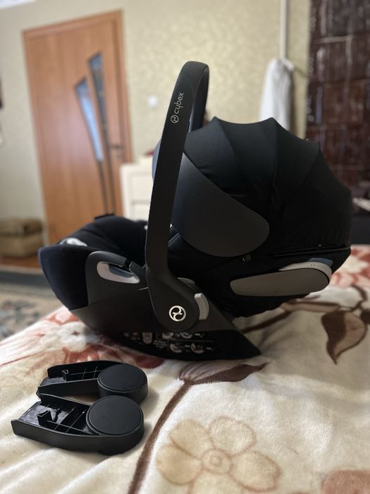Продам автокрісло cybex cloud z i -size