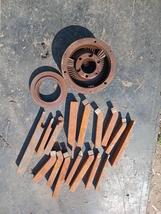 Продам токарний набор.