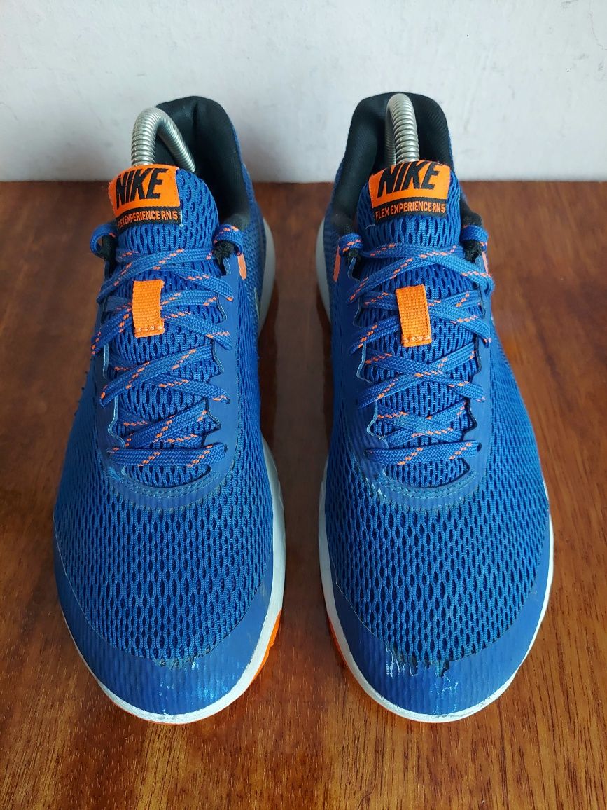 Кроссовки бігові фірми Nike Flex Experience RN5 оригінал 

Розмір по б